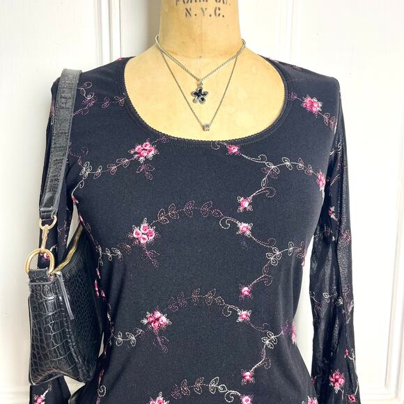 Hourglass Whimsygoth grunge black long sleeve top flared sheer sleeves floral - Picture 5 of 8